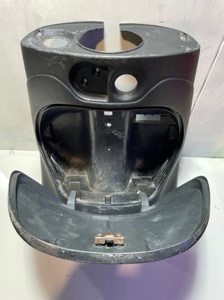 Contra escudo guantera Piaggio ZIP SP