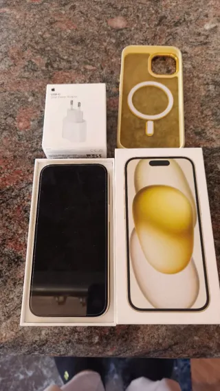 iPhone 15 128GB