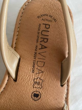 Sandalias menorquinas plataforma beige