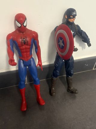 Figuras Spiderman y Capitán América