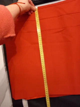 Falda corta roja Talla 46