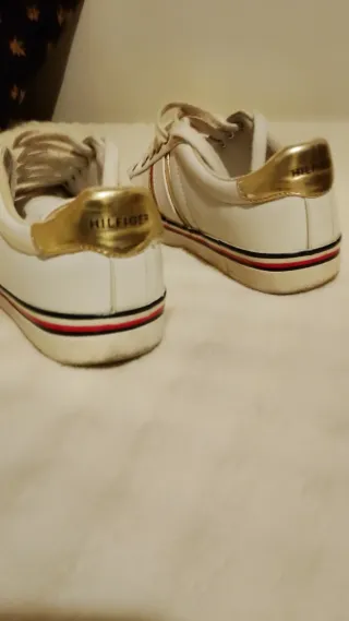 Sneakers Tommy Hilfiger 40