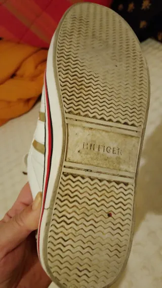 Sneakers Tommy Hilfiger 40