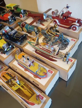 GRAN LOTE 19 JUGUETES HOJALATA PAYÁ EN CAJA