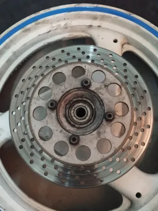 Rueda Trasera Suzuki GSX 600 F 1991