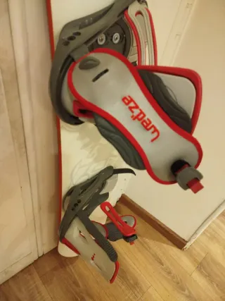 Snowboard Quechua + Attacchi Wedze + Sacco