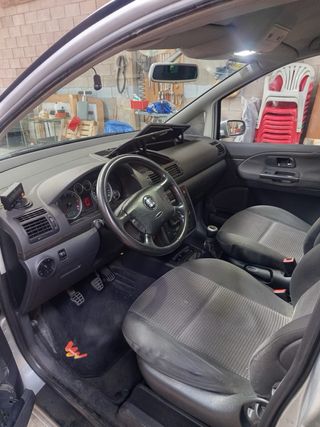 SEAT Alhambra Signa 130CV 1.9TDI 7asientos 5p