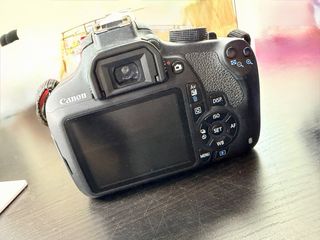 Canon EOS 1200D