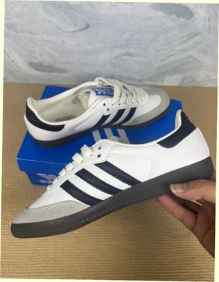Zapatillas Adidas Samba OG Blancas y Negras Talla
