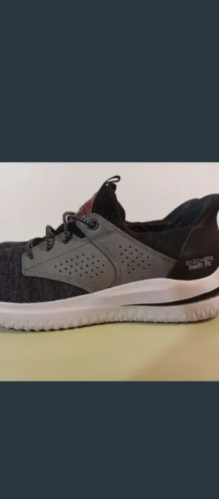 Skechers Manos Libres Talla 41