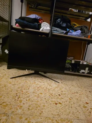 Monitor curvo MSI Pantalla rajada