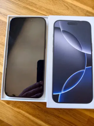 iPhone 16 Pro Max 100% Batería