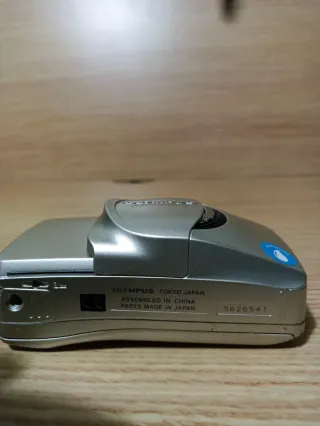 Cámara Olympus mju: ZOOM 115 Quartz Date