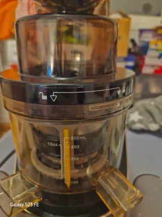 Licuadora Essential Slow Juicer Chef Plus