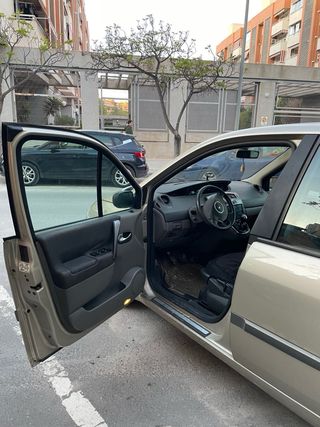 Renault Grand Scenic 2007