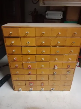 Remachadora y accesorios para bolsos