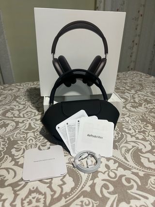 AirPods Max Space Gray