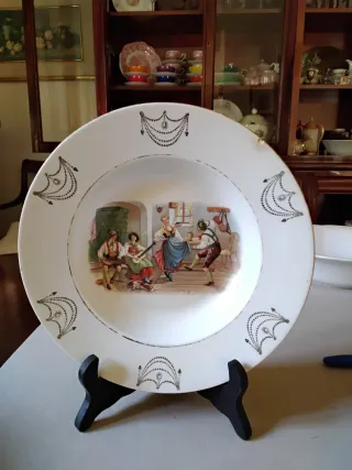 Plato Porcelana Pintado sigloXIX