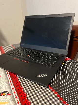 Lenovo ThinkPad Negro 16 Ram Ssd Como Nuevo