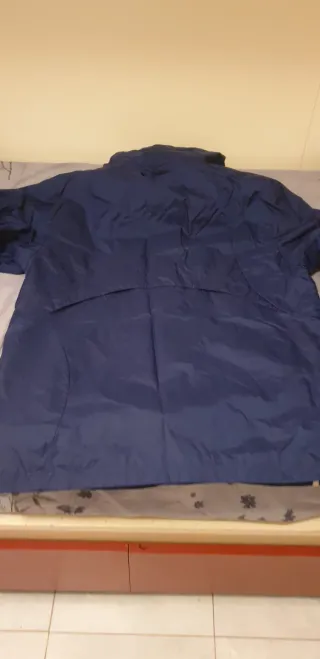 Giacca a vento  sportiva Adidas uomo blu