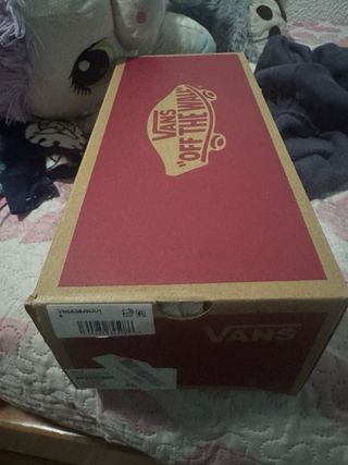 Zapatillas Vans Negras y Blancas Nuevas