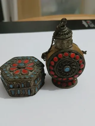 2 antiche scatoline tibetane