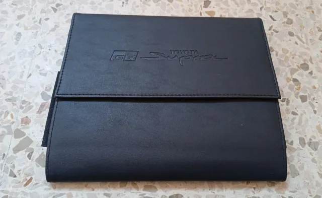 Manual Toyota Supra GR instrucciones