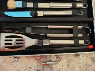 Juego de cubiertos para barbacoa electrolux