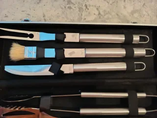 Juego de cubiertos para barbacoa electrolux