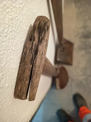 2 Palas de madera y metal