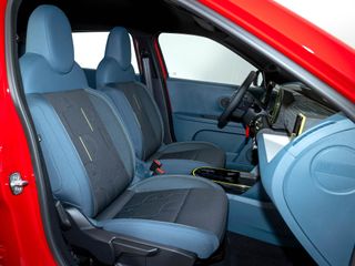 FIAT GRANDE PANDA ELECTRICO AUTOMATICO RED