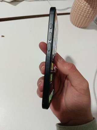 iPhone 16 128GB Negro eSIM