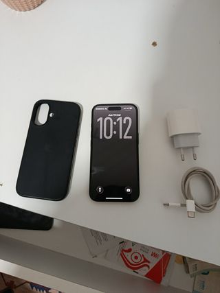 iPhone 16 128GB Negro eSIM