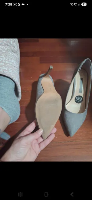 Zapatos de tacón grises Dorothy Perkins