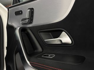 MERCEDES BENZ CLASE A 220 SEDAN 190cv 4MATIC AMG L