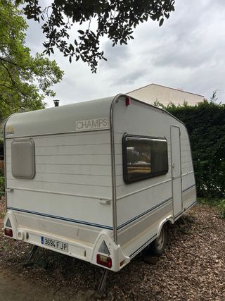 Caravana ACE CHAMS 330 (2002) + Mover + Toldo
