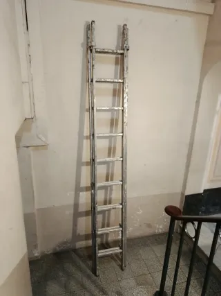 Escalera aluminio plegable