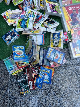 Lote cromos 7 kl +  3 álbumes Adrenalyn