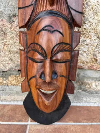 Máscara de madera tribal africana El Corte Inglés