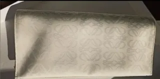 Cartera Loewe Perfumes Beige Trousee Loewe Pouch