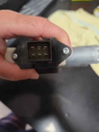 Motor Elevalunas GM Bosch 12V Opel