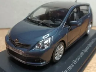 Minichamps Toyota Verso 1/43