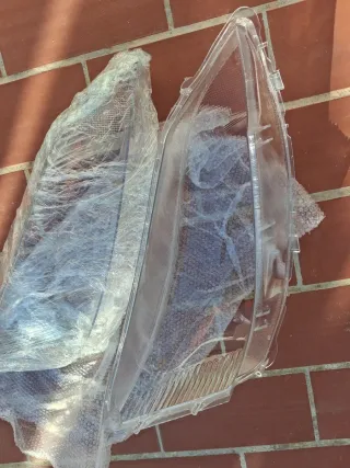 Cristal Faro Nissan NV200