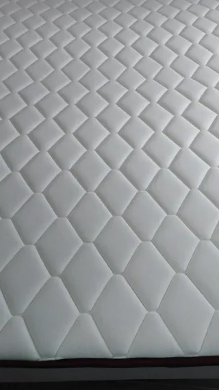 Cabecero de cama tapizado