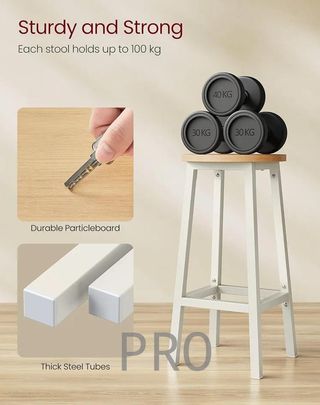 Sgabello da bar, set di 2, sgabelli da cucina con struttura in metallo, altezza 65 cm, con poggiapiedi, per cucina, soggiorno, sala da pranzo, rovere beige e bianco LBC032W09