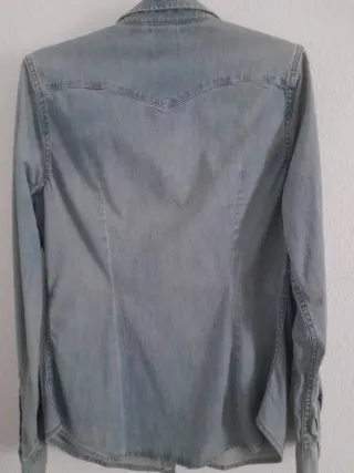 Camisa vaquera Levi's,entallada