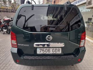 Nissan Pathfinder 2.5 dCi 171CV CHROME 7 plazas