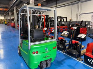 768T - Carretilla CESAB 1800kg 4.97m