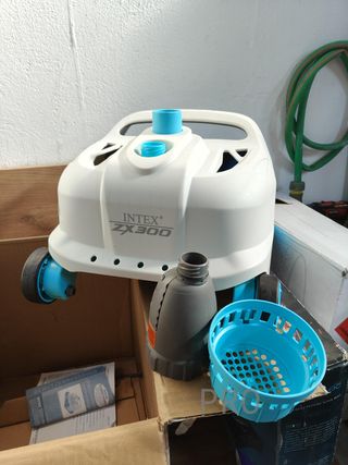 Pulitore automatico per piscine Intex