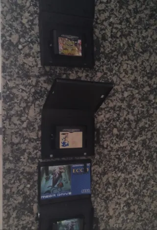 Sega Mega Drive + 6 juegos + 2 mandos